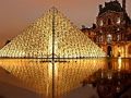 Laro Glass Pyramid Jigsaw online