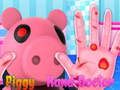Laro Ginagamot ni Piggy ang kanyang mga kamay  online