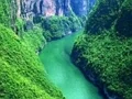 Laro River Valley Scenery Escape online