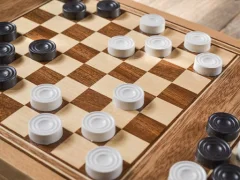 Laro Checkers Two Player online