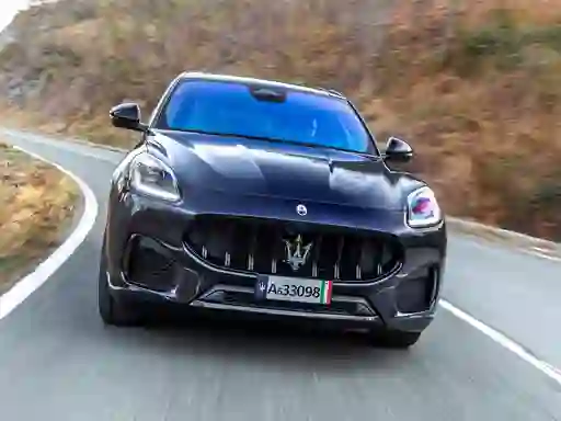 Laro Maserati Grecale Puzzle online