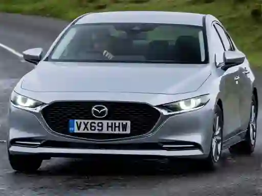 Laro Mazda 3 Sedan online