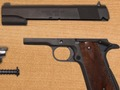 Laro Paggawa gamit ang mga armas  online