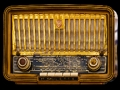 Laro Old Tube Radio Jigsaw online